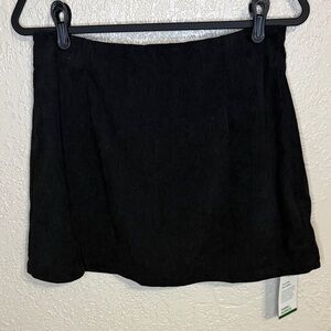HALARA Black Corduroy Mini Skirt